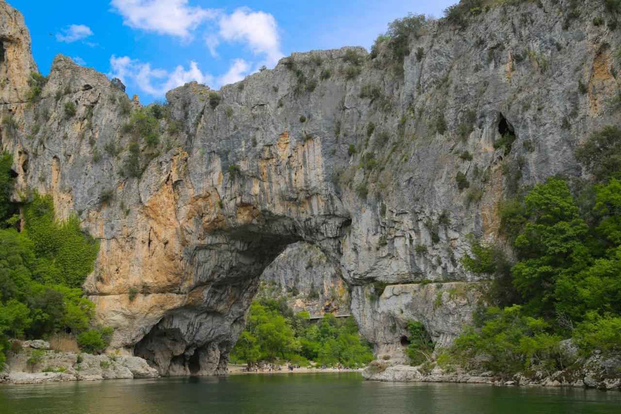 Les Yourtes De Provence Saint-Paulet-de-Caisson Eksteriør bilde